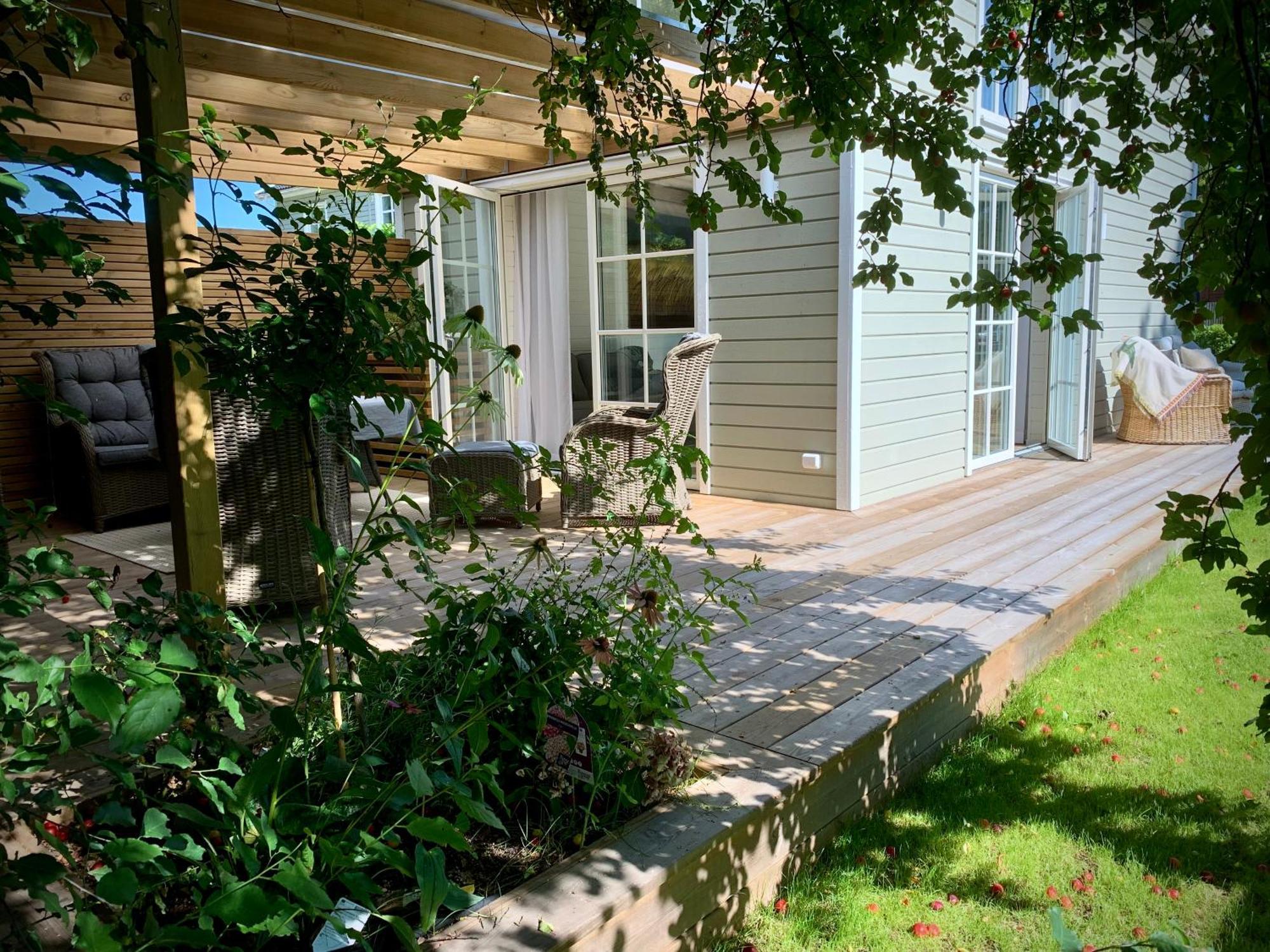 Strandnaera, Pergola, P-Plats I Hoellviken Ngoại thất bức ảnh